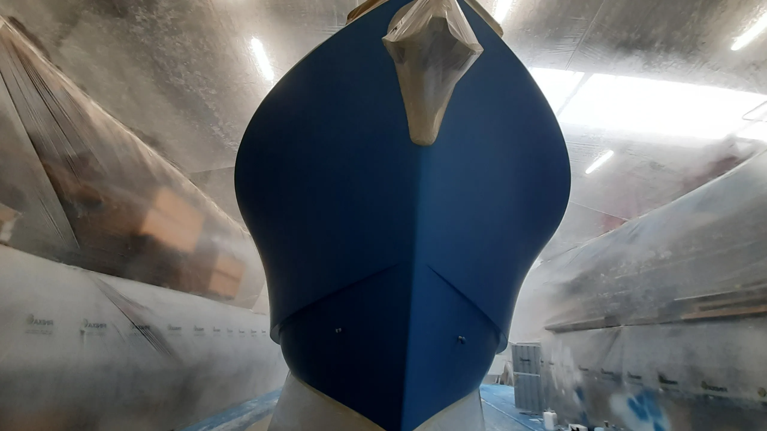 Zeelander yacht bow detail after painting — Aurora Yacht Painting