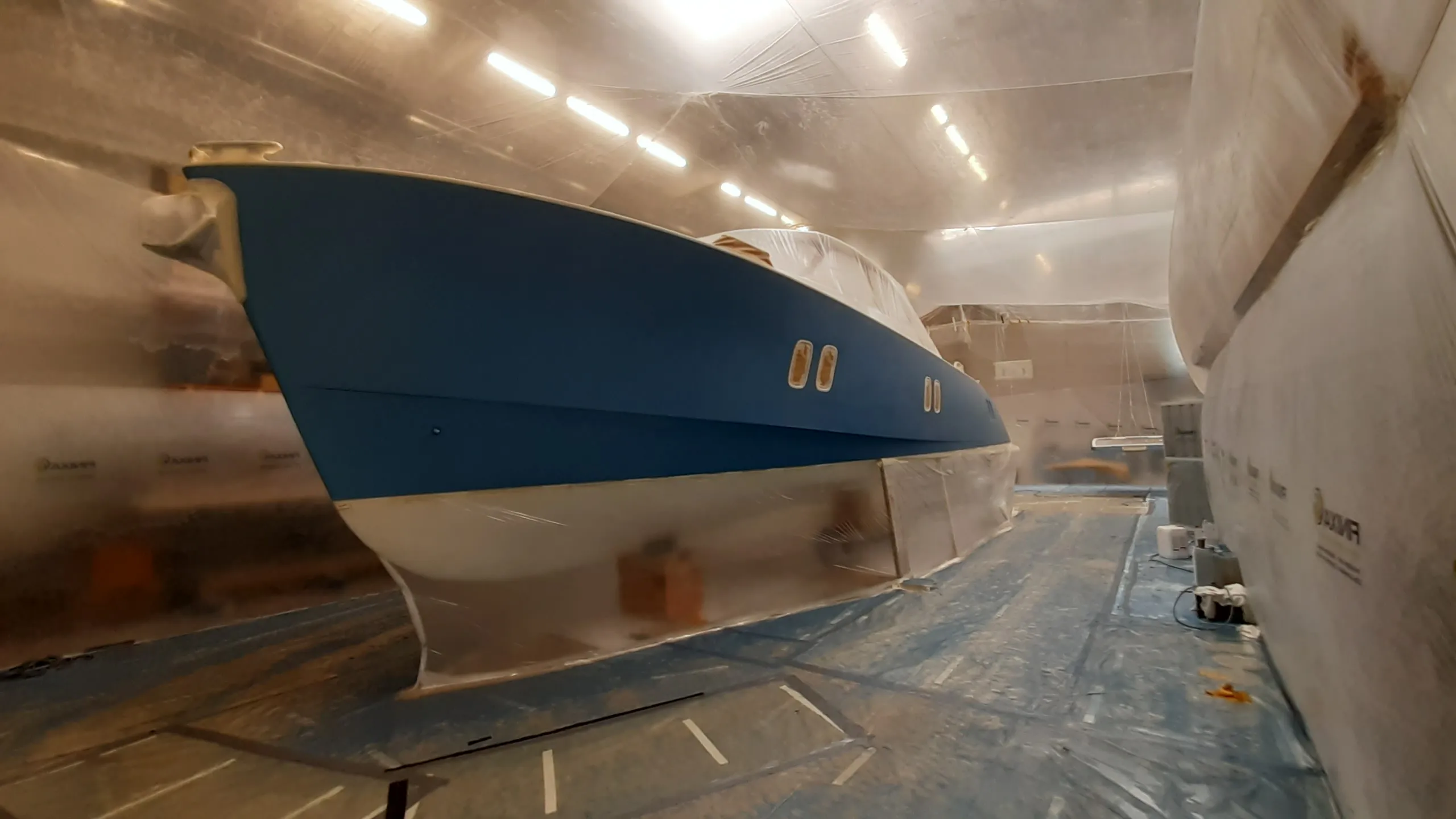Zeelander yacht side profile after painting — Aurora Yacht Painting