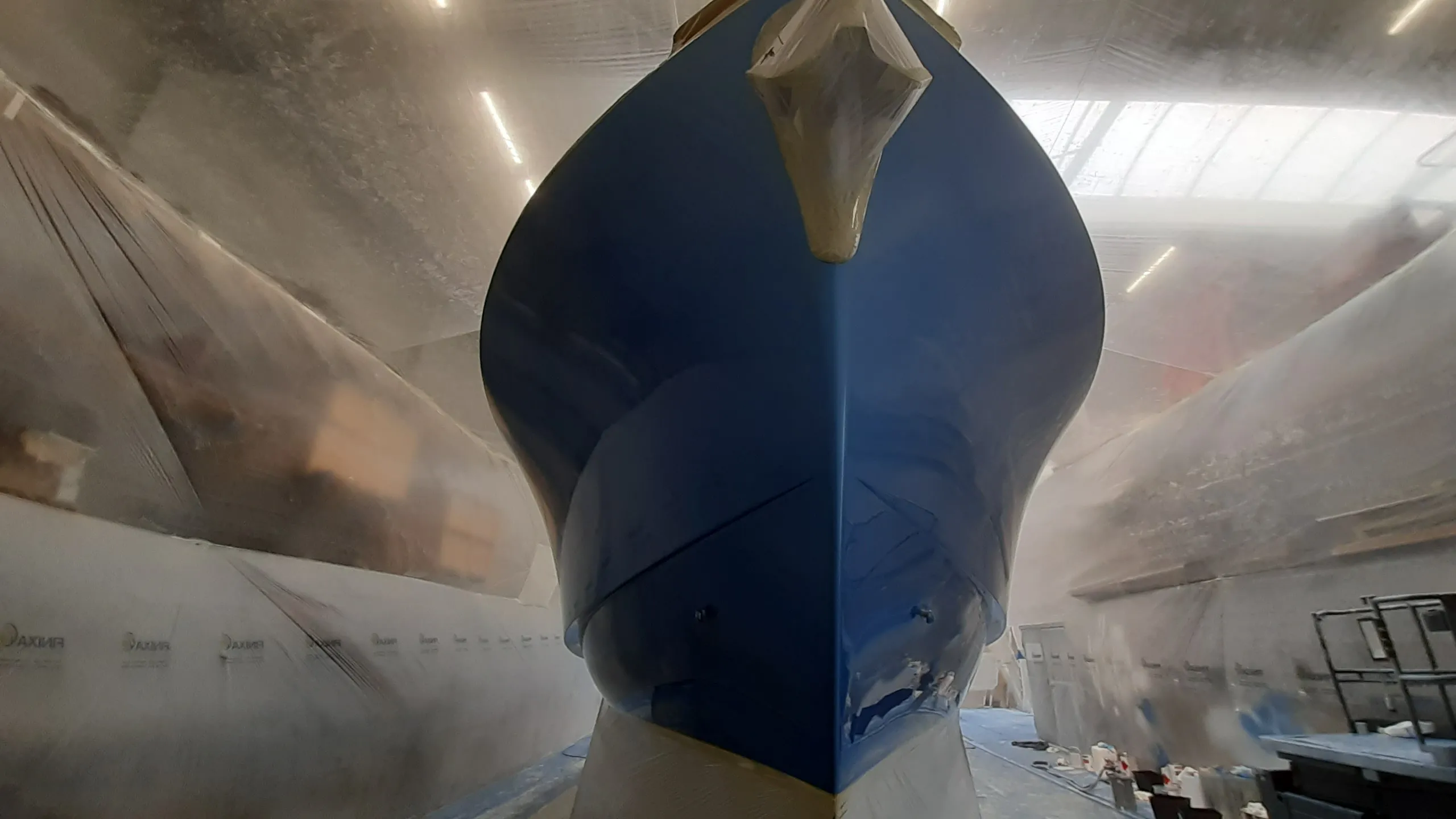 Zeelander yacht ready for delivery after painting — Aurora Yacht Painting